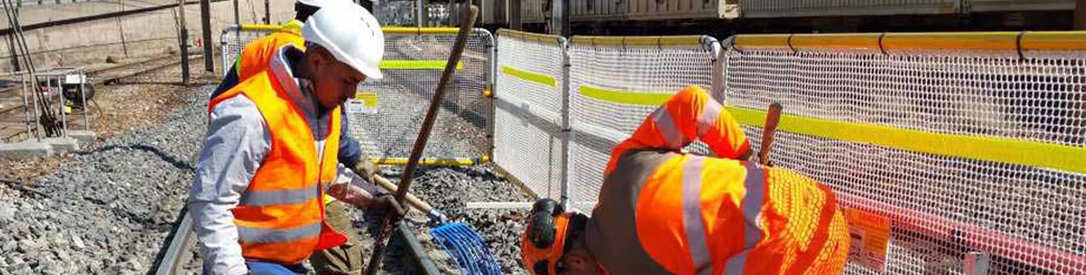 safety fence on wagon